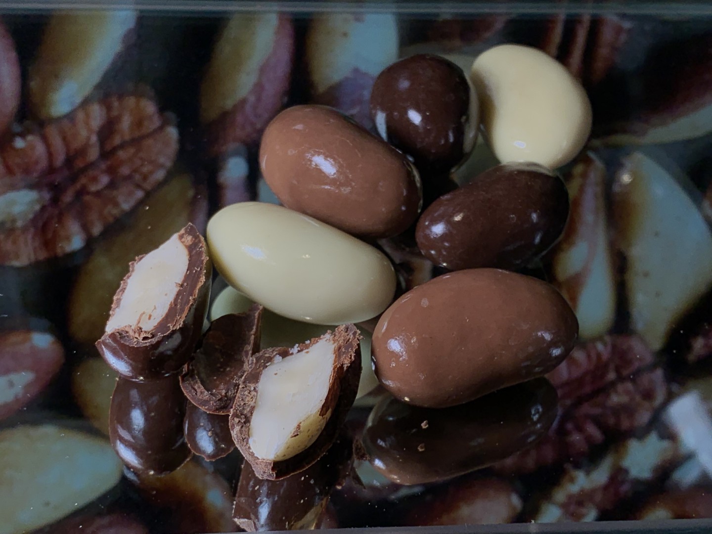 Brazilian nuts in chocolate